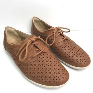 EARTH SPIRIT Brown Gelron Flats Cut Out Lace Up 7